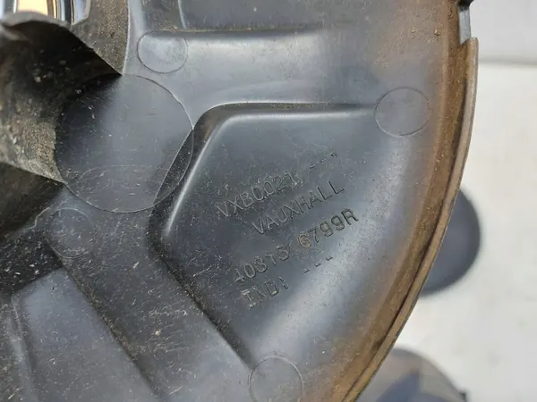 Renault Master III LIFT Capas de Roda OEM 403158626r image 4