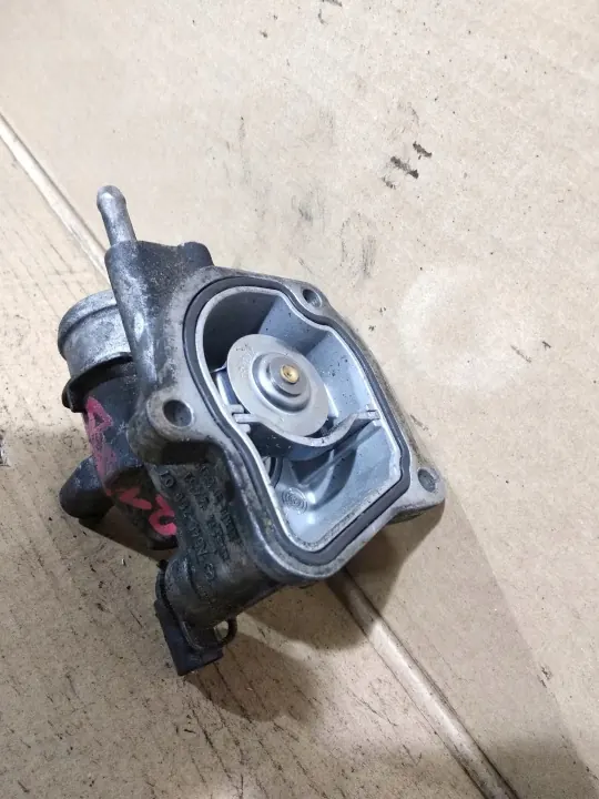 Termostaatin kotelo OEM Obudowa termostatu 4car image 7