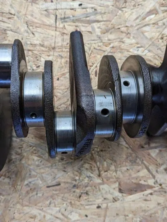 Kampiakseli OEM 04893948AB Chrysler Pacifica 2017 image 5