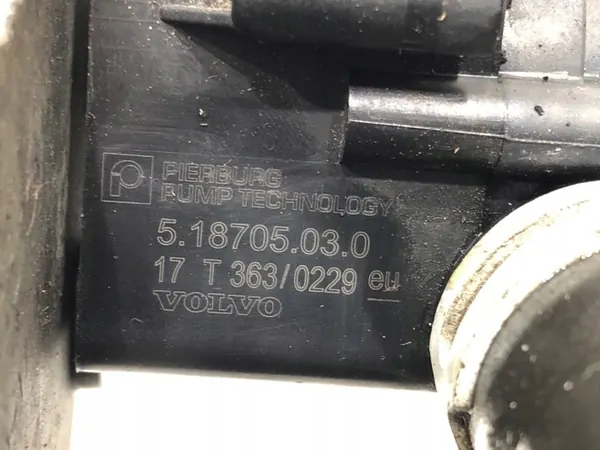 Extra vattenpump Volvo V90 II 31368042 image 4