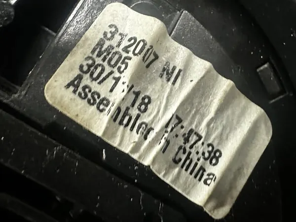 Oikea etulokasuoja VW Tiguan II image 6