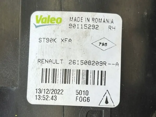 FARO DIREITO RENAULT CLIO 4 IV image 6