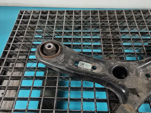 Braccio di Controllo Anteriore Sinistro Kia Rio IV 16-23 image 4