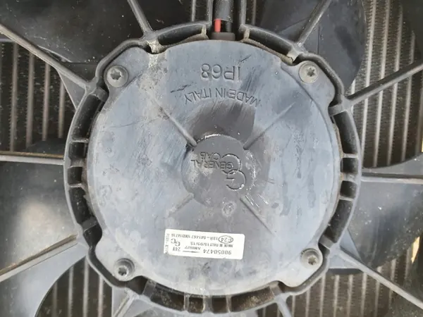 Ölkühler OEM 1234567 für Mercedes Actros MP4 image 3