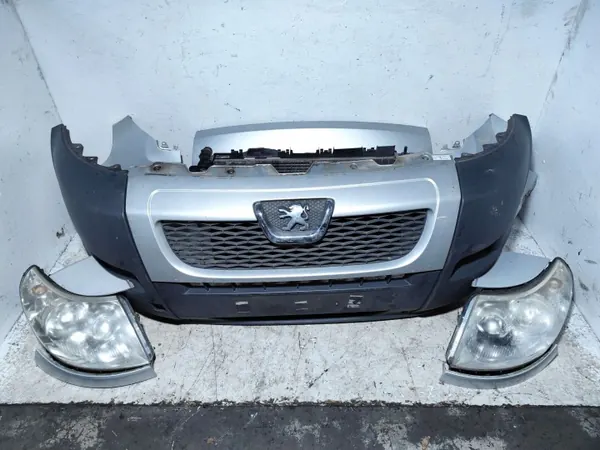Peugeot RCZ etupaneelisarja OEM No MPN 2010 image 7