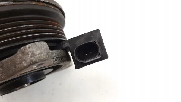 Pompa acqua Volkswagen Tiguan 2010 03C880727D image 2