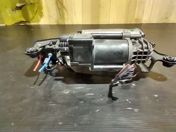 Compresor suspensión aire OEM 6850555 para BMW X5 image 3