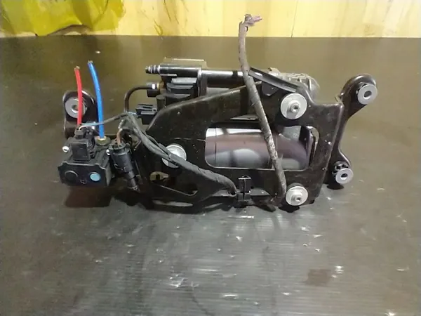 Compresor suspensión aire OEM 6850555 para BMW X5 image 4
