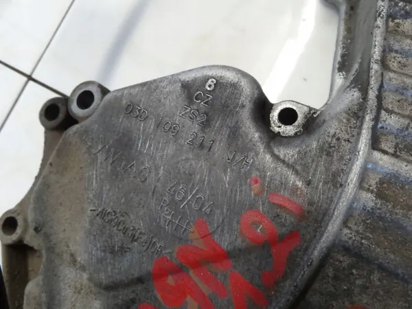 Couverte de Distribution OEM 03D109211J VW 1.2 6V image 3