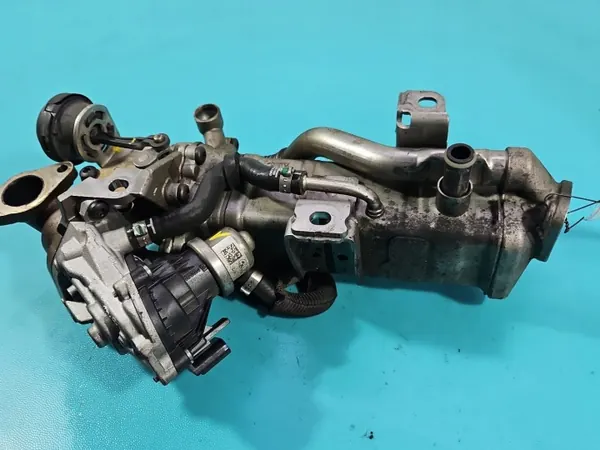Arrefecedor válvula EGR OEM 7822347 BMW G30 2.0D image 5