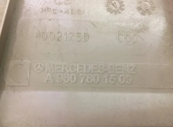A9607801509 Mercedes-Benz Dakbagageruimte afdekking image 6