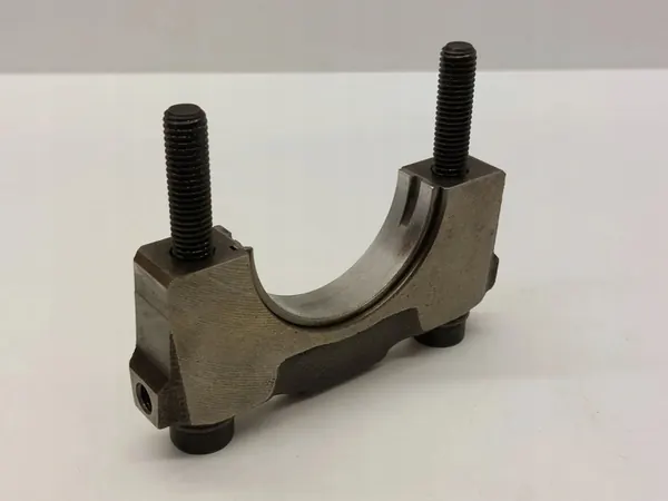 Audi A5 8T 8F 2010 Crankshaft Holder OEM ROC13493 image 4