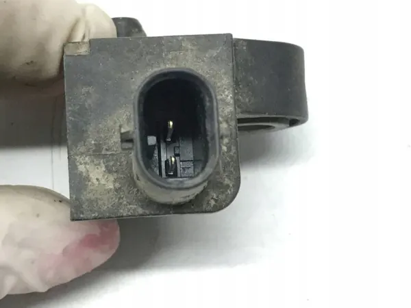 BMW 6 GT G32 bakre accelerationssensor OEM 146861319 image 4