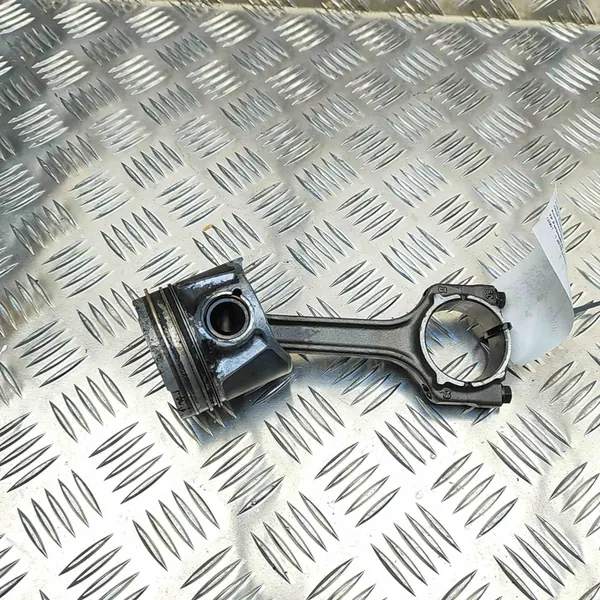 Kolv FIAT DOBLO MPV 1.3L 2010 OEM 55208624 image 3