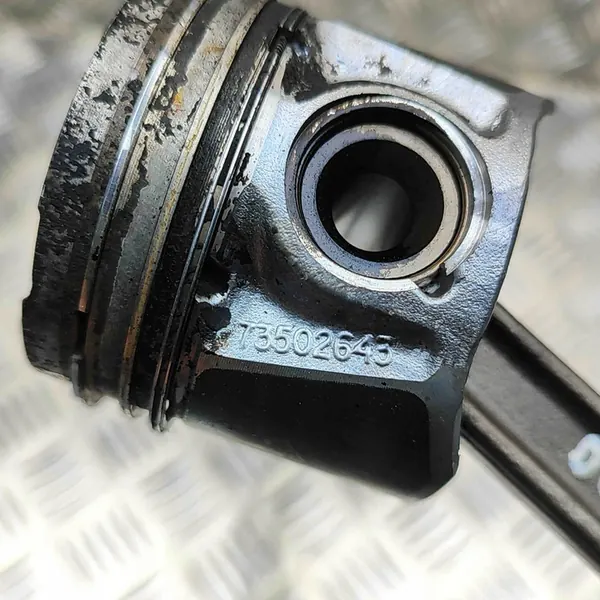 Kolv FIAT DOBLO MPV 1.3L 2010 OEM 55208624 image 7