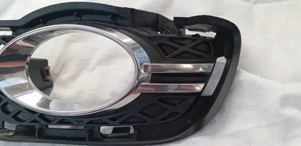 Rejilla de parachoques delantero derecho Mercedes C-Class W204 A2048852523 image 3