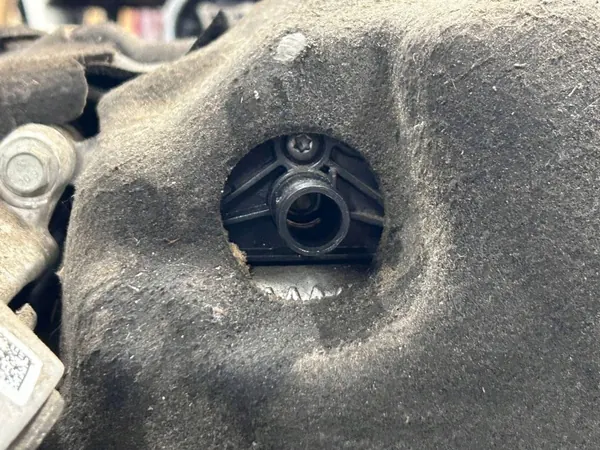 Tesla Model X Elektromotor OEM 103505000D - Gebruikt image 7