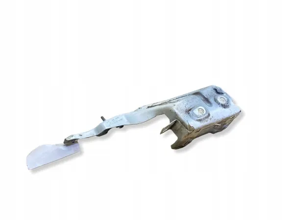 Audi Q5 lokasuoja-kiinnitystuki OEM 80A821135 image 3