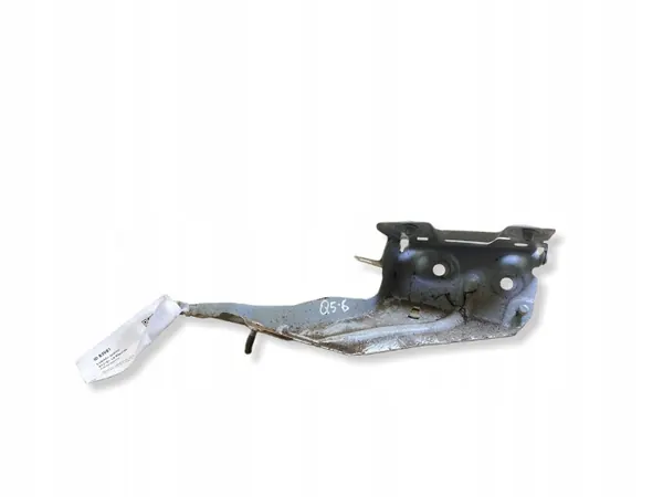 Audi Q5 lokasuoja-kiinnitystuki OEM 80A821135 image 4