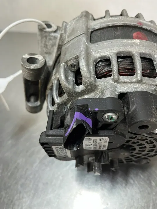 Vaihtovirtageneraattori VW Audi 06K903026L 140A image 3