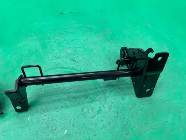 Support ISOFIX Suzuki SX4 2006-2014 Pièce OEM image 8