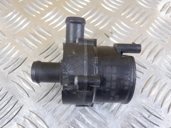 Extra vattenpump VW Audi Skoda 5Q0121599T image 3