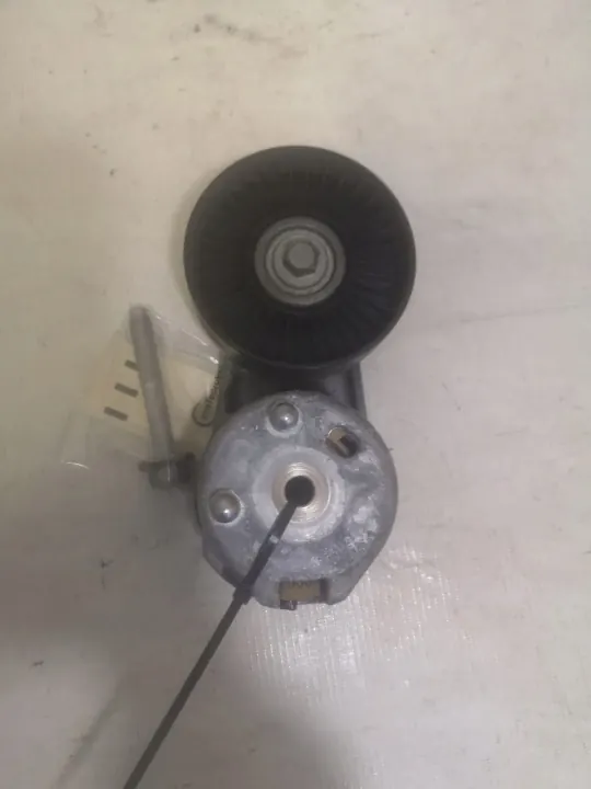 Tensor de correa Jaguar OEM AJ813574 - Usado image 3