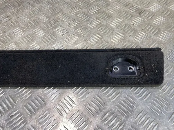 Alfa Romeo Stelvio 2.0T 21r Moldura porta-malas esquerda traseira OEM 1561291020 image 9