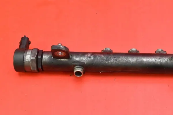 Trilho de Combustível  Alfa Romeo 159 2.4 JTD image 2