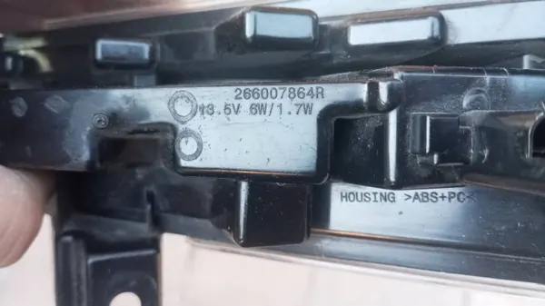 Renault Clio 4 Halogen LED DRL Rechts Vorne OEM 266007864R image 3
