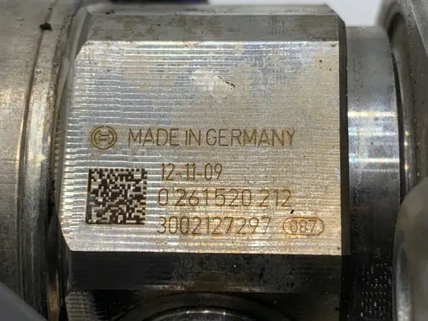 Pompe Haute Pression OEM A2700700501 pour Mercedes image 6