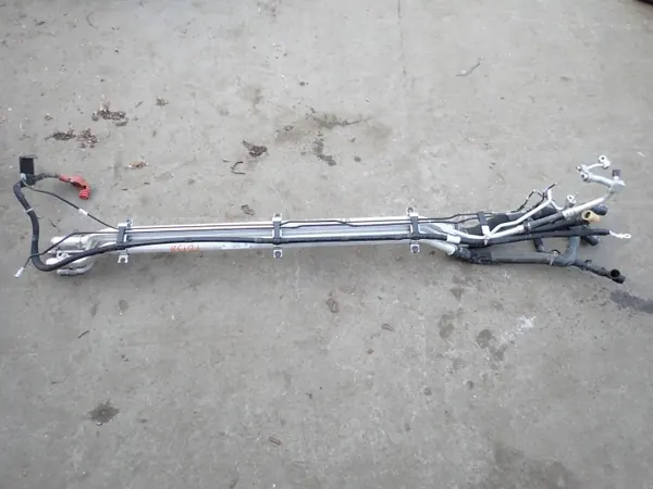 AC- & Värmeslangar OEM 84525737 Chevrolet Corvette C8 image 2