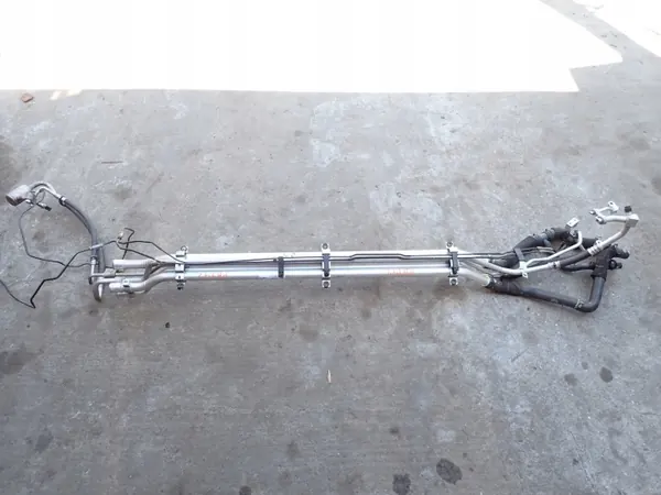 AC- & Värmeslangar OEM 84525737 Chevrolet Corvette C8 image 9