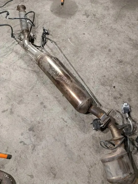 Toyota Yaris P21 Katalysator OEM 9841851780 image 5