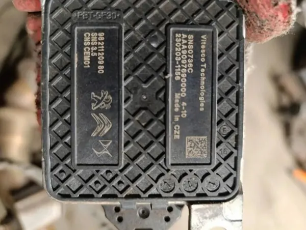 Toyota Yaris P21 Katalysator OEM 9841851780 image 7