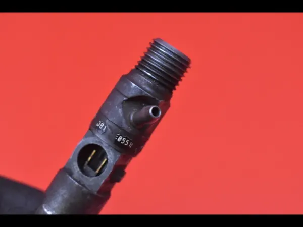 Renault OE 8200049873 Inyector image 8