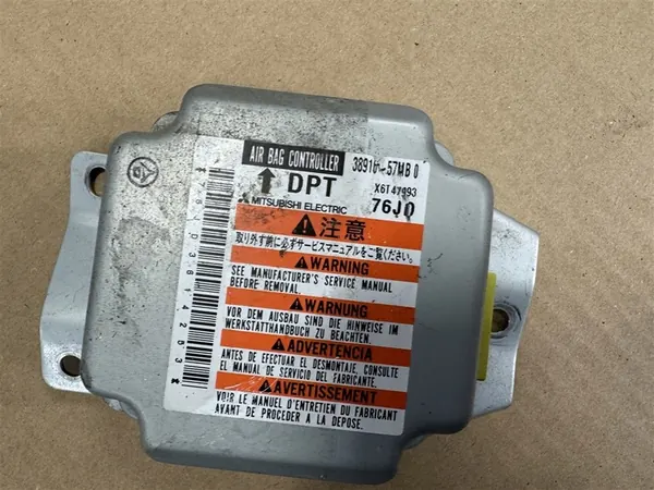 Module Capteur Airbag Suzuki Jimmy 2013 38910-57MB0 image 3