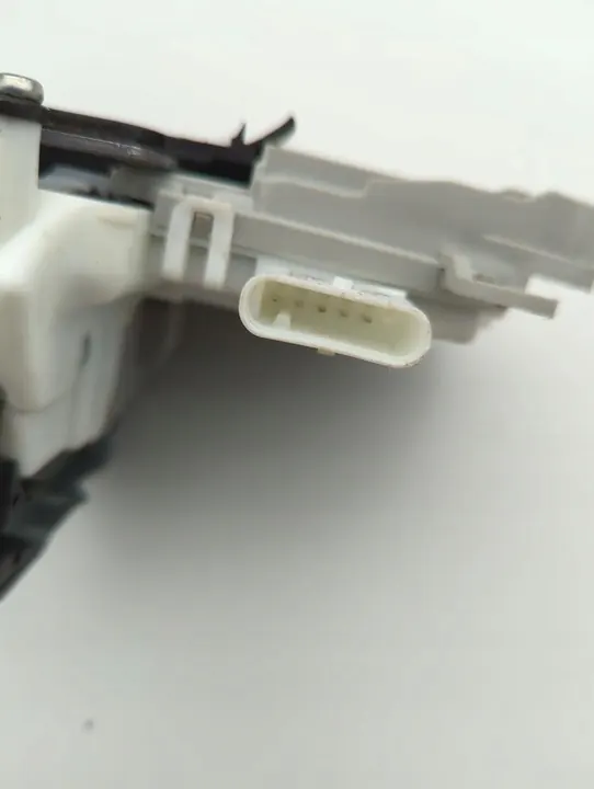 Vänster Bakdörrslås Audi A4 B8 A5 Q5 8K0839015G image 3