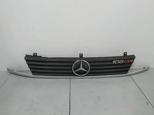 Calandre pour Mercedes-Benz Vito I W638 OEM 5907911399634 image 2