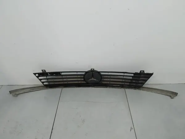 Calandre pour Mercedes-Benz Vito I W638 OEM 5907911399634 image 4