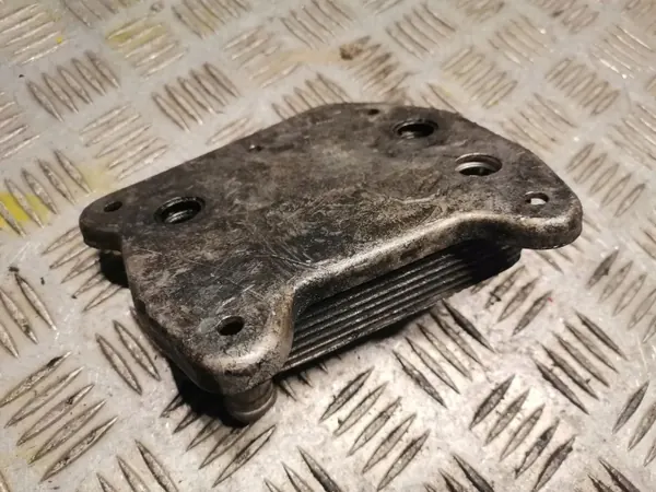 Arrefecedor óleo caixa Mercedes-Benz OE 6121880101 image 3