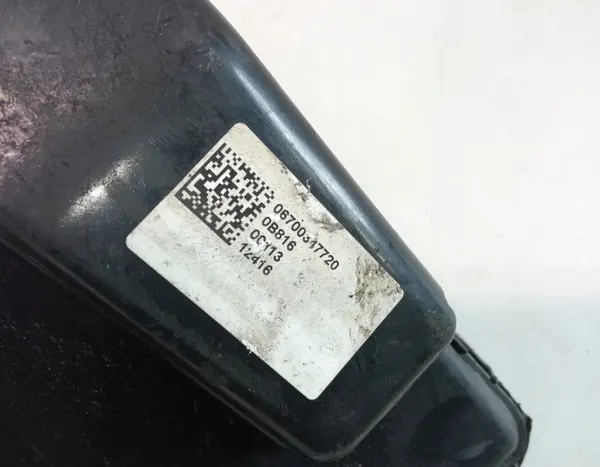 Tanque AdBlue OEM 06700347720 para Maserati Ghibli III image 3