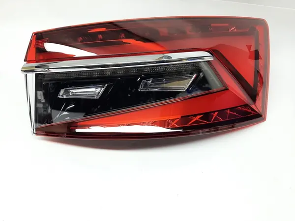 LÁMPARA TRASERA IZQUIERDA SUPERB 3 III SEDÁN 3V5945207C image 5