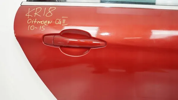 Puerta trasera derecha OEM 360205796 Citroen C4 II image 4