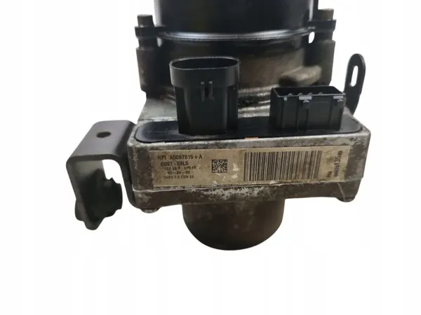 Pompe de direction OEM 9657613580 pour Citroen C4 image 3