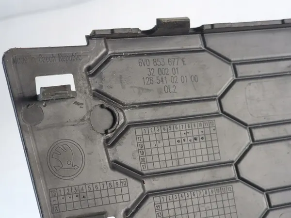 Griglia Paraurti Centrale Skoda Fabia 3 6V0 18-2022 image 9