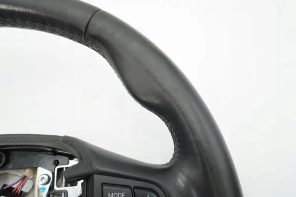 OEM 9229484 Läderratt för BMW 5 F10 F11 image 5