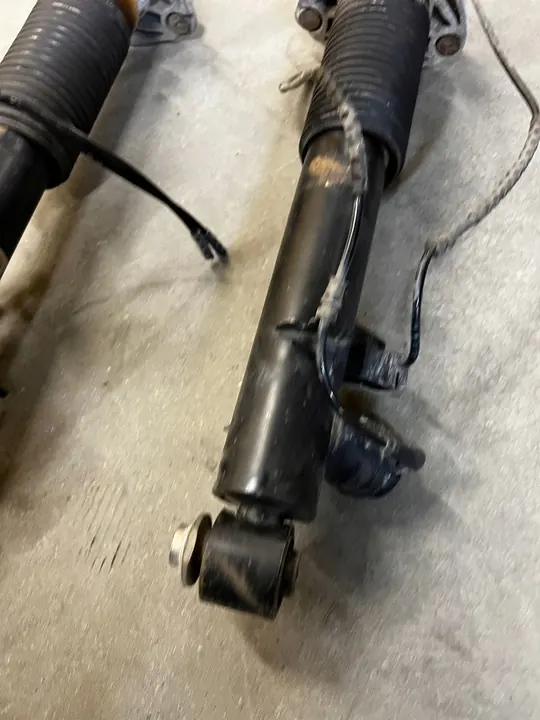 Ammortizzatori posteriori BMW X5 F15 X6 F16 OEM image 5