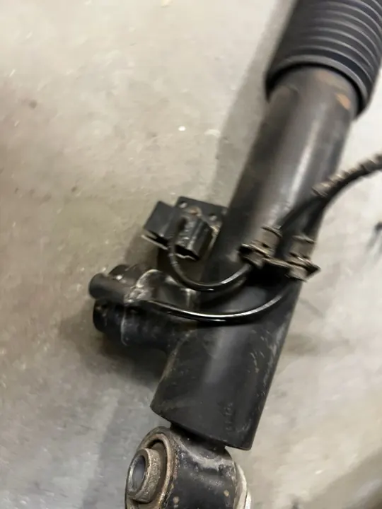 Ammortizzatori posteriori BMW X5 F15 X6 F16 OEM image 6