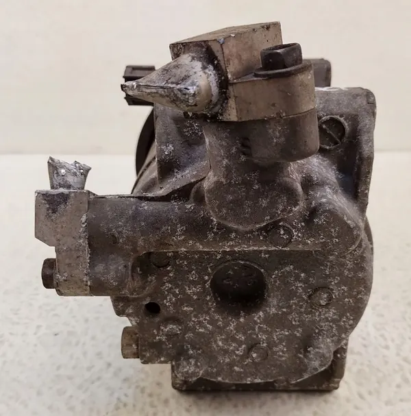 Compressore AC Nissan Pathfinder R51 05-10 92600-EB01B image 6